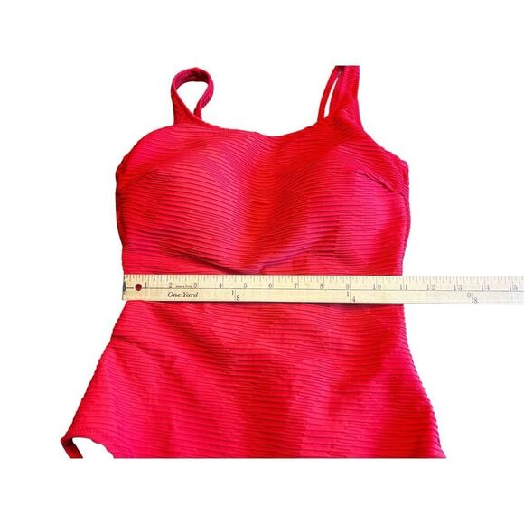 Gottex woman’s 10 fire engine red one piece swinsuit tummy control bathing suit - Picture 4 of 6